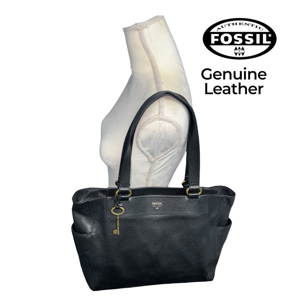 Fossil Genuine Leather (EUC) Large Shoulder Bag/Laptop Bag